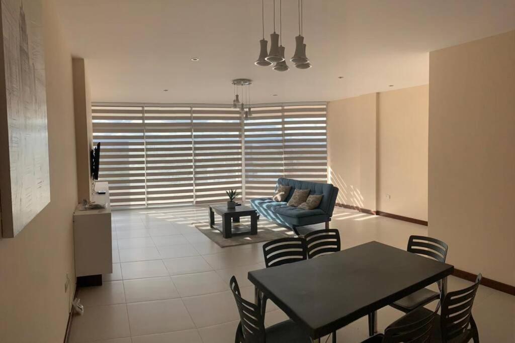 Lujoso Apartamento En Zona Exclusiva! Tarija Buitenkant foto